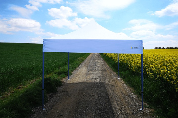 snabbfällbart saxtält 2x2m