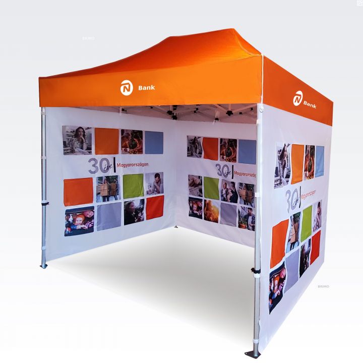 Saxfällbart tält för marknader